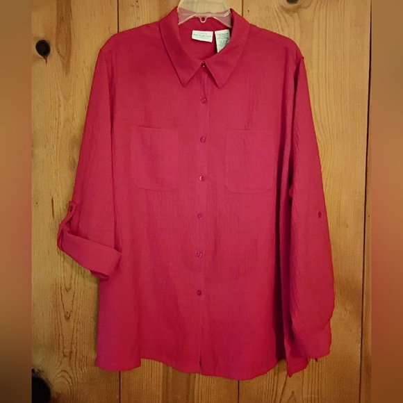 White Stag Stretch Rayon Crinkle Rolltab Sleeve Button Front Shirt NWOT - Picture 1 of 6